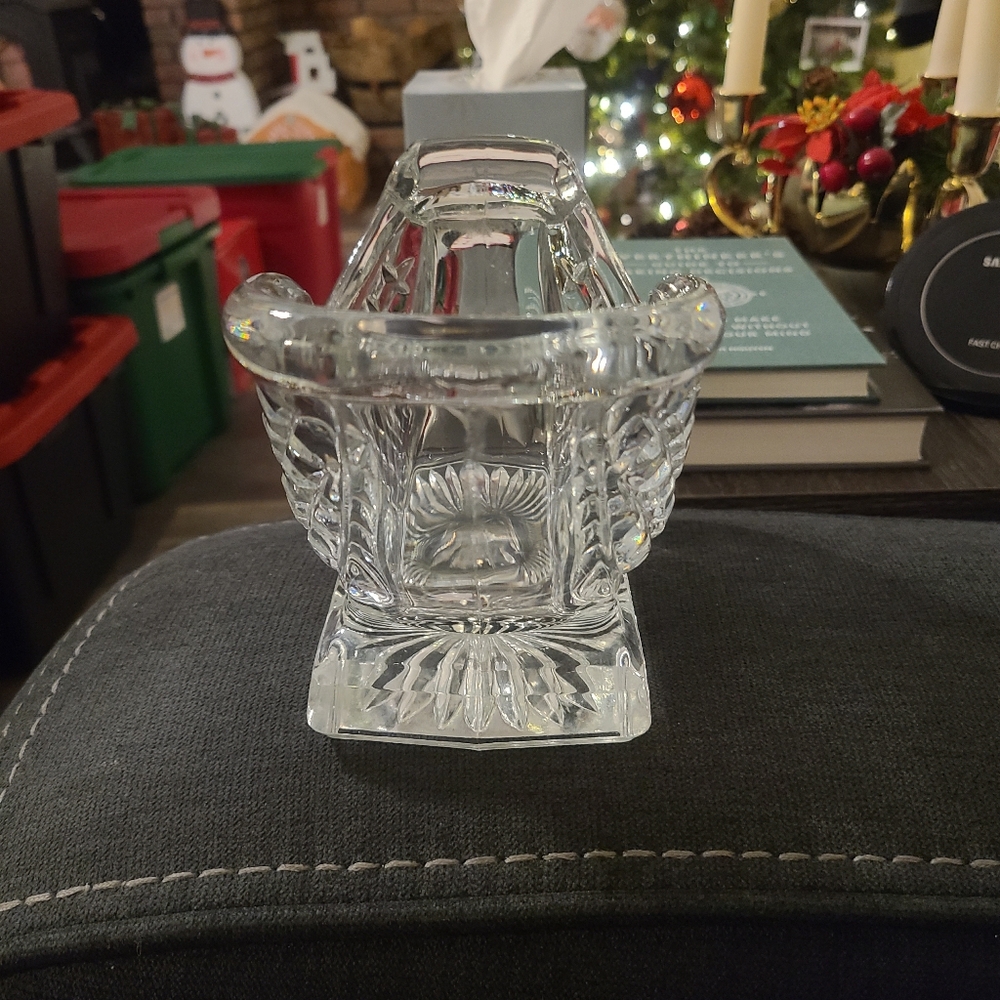Vintage St. George 24% Lead Crystal Sleigh - Picture 5 of 5